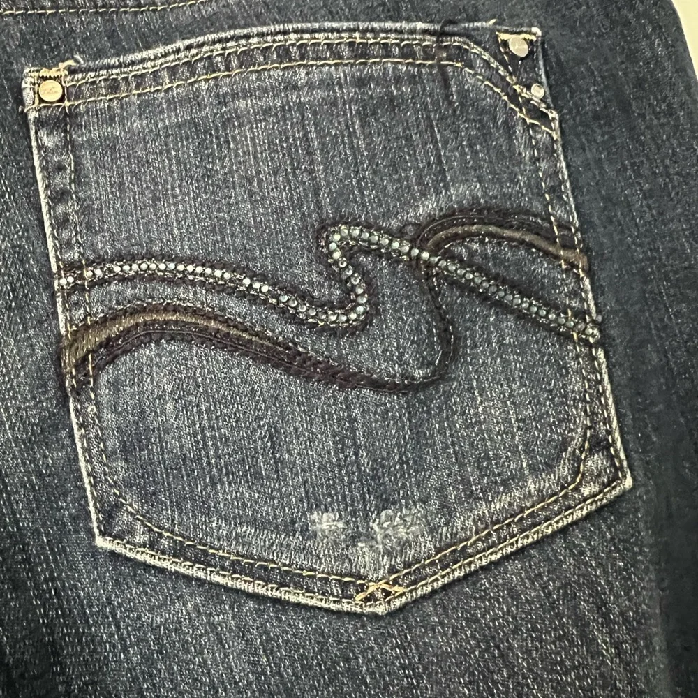 White House Black Market Slim Crop Jeans - Picture 7 of 9